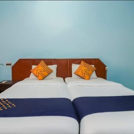 Hotel O Seaweed Kovalam Exteriör bild
