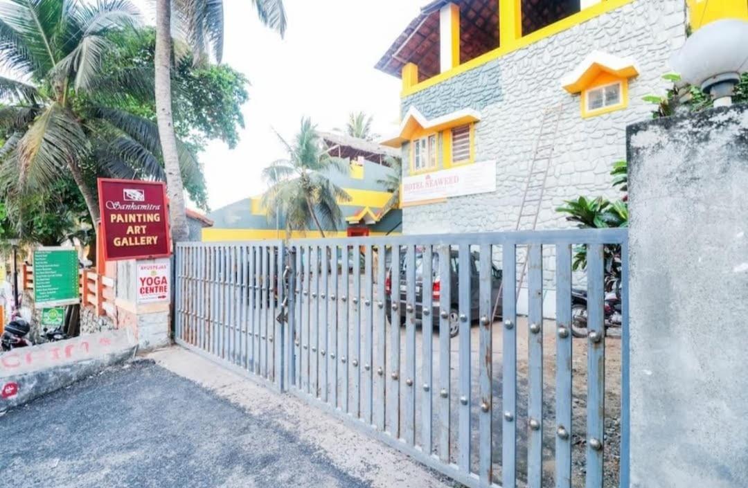 Hotel O Seaweed Kovalam Exteriör bild
